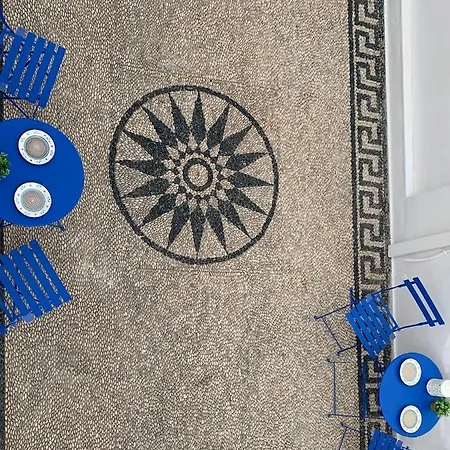 Pals Apartment *