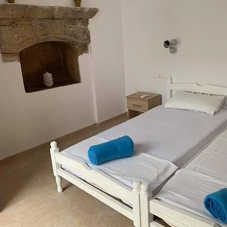Pals Apartment *